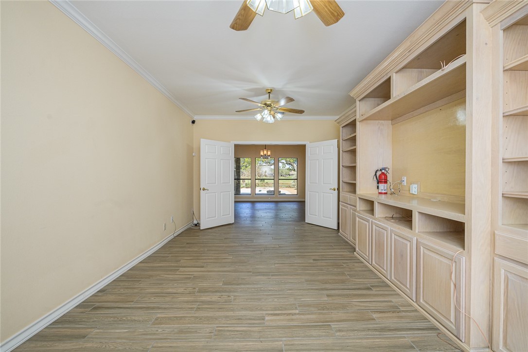 505 Spyglass St Property Photo 4