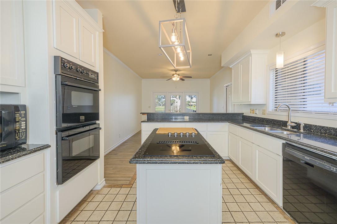 505 Spyglass St Property Photo 8