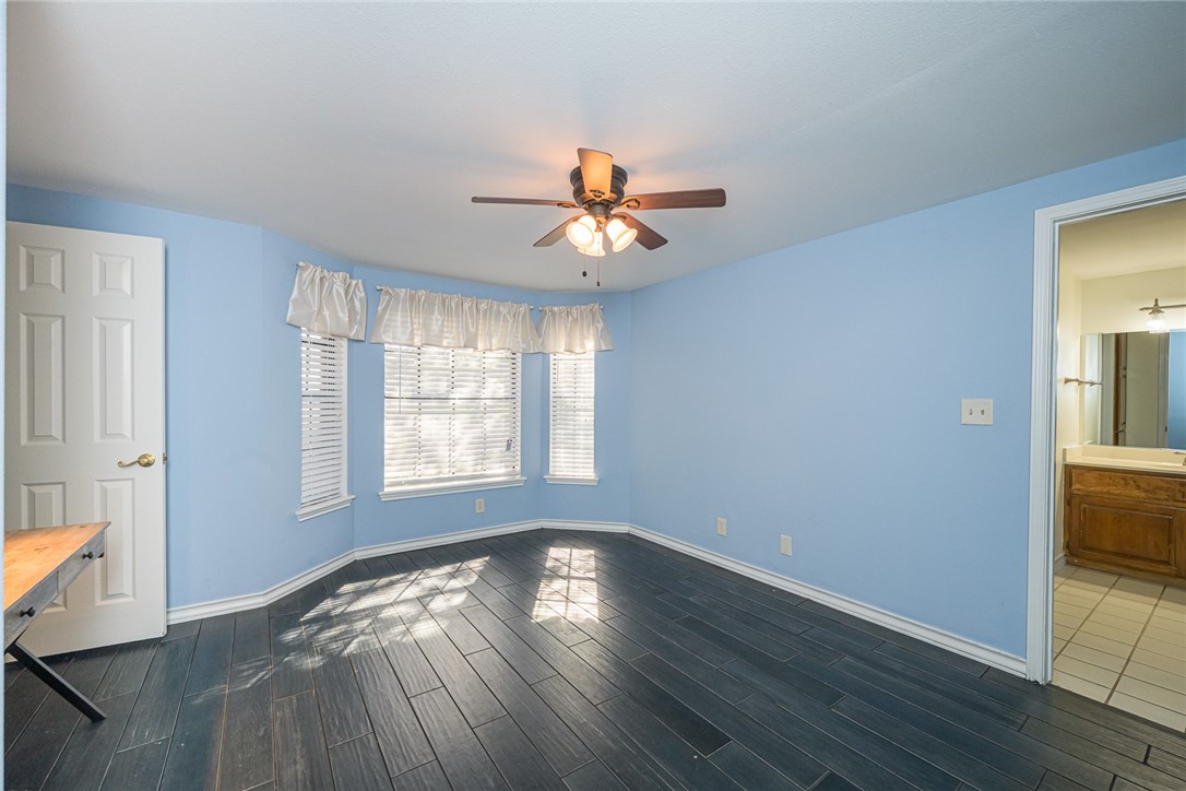 505 Spyglass St Property Photo 18