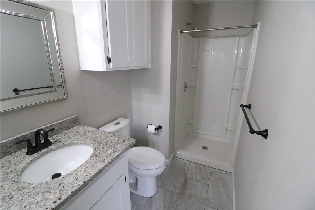 5813 Crest Willow Dr Property Photo 9