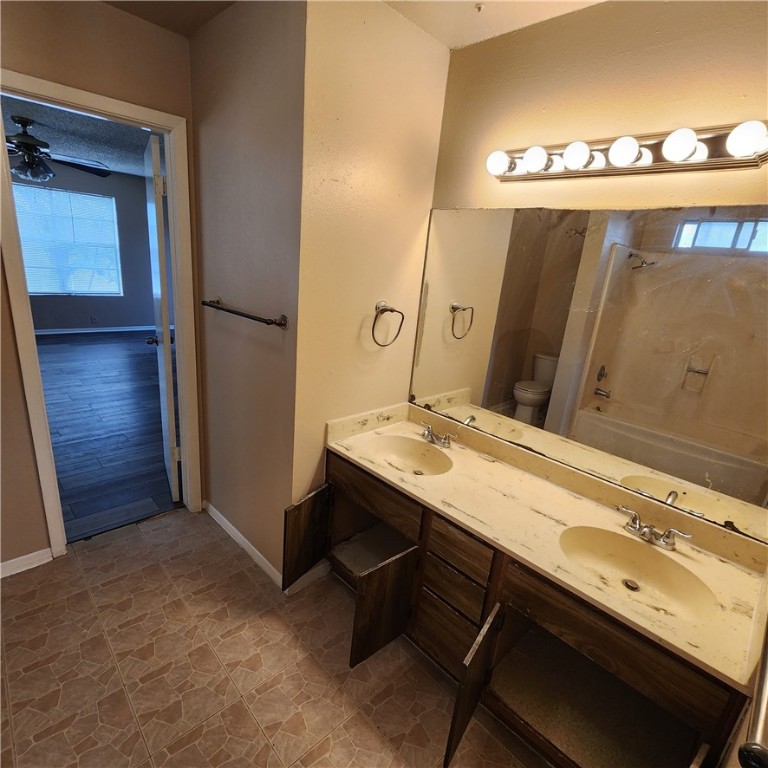 5077 Wingfoot B Property Photo 7