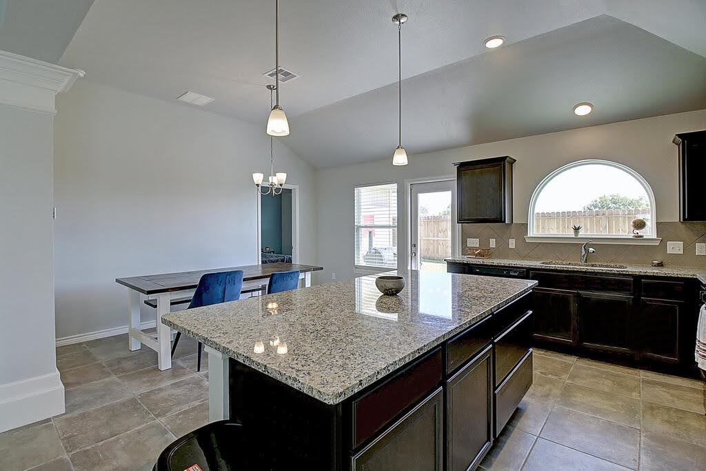 6806 Witts Way Property Photo 10