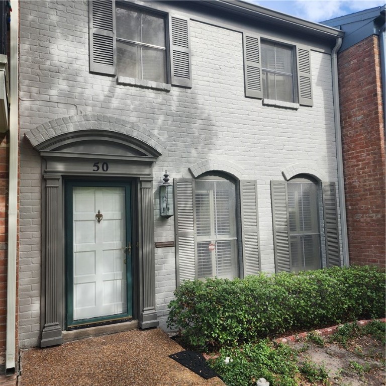 50 Townhouse Property Photo 1
