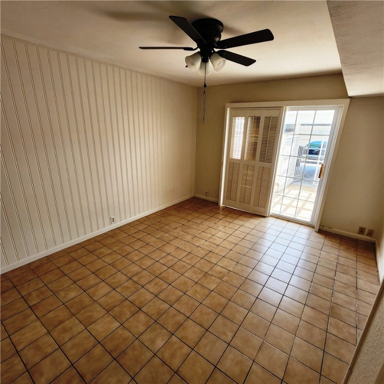 50 Townhouse Property Photo 4