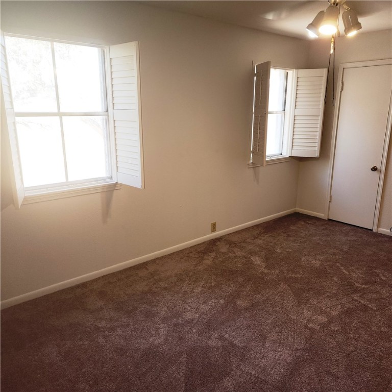 50 Townhouse Property Photo 12