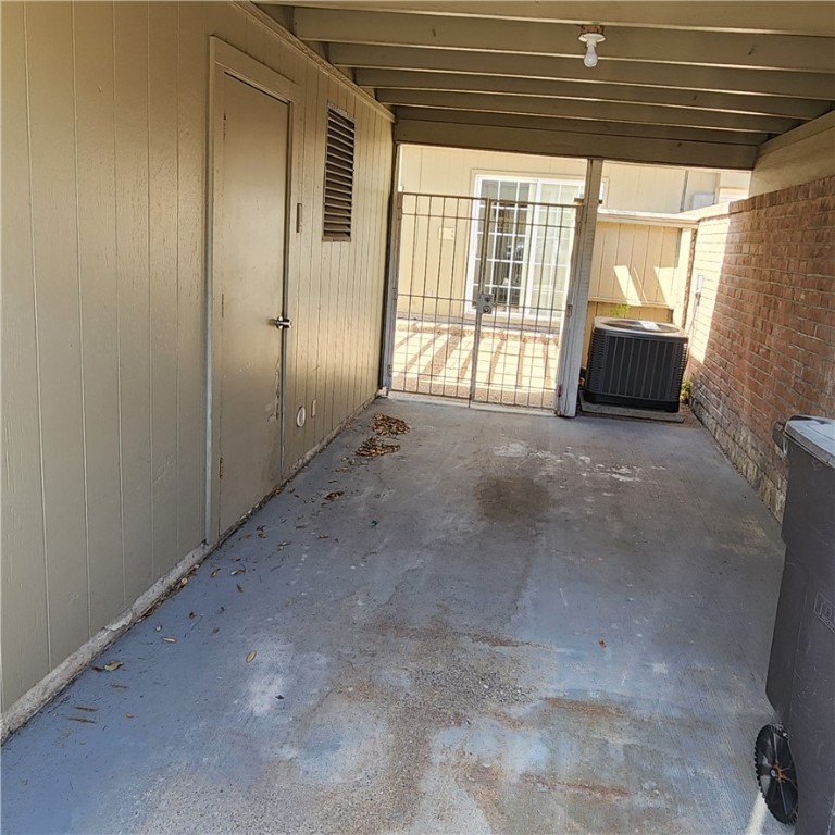 50 Townhouse Property Photo 22
