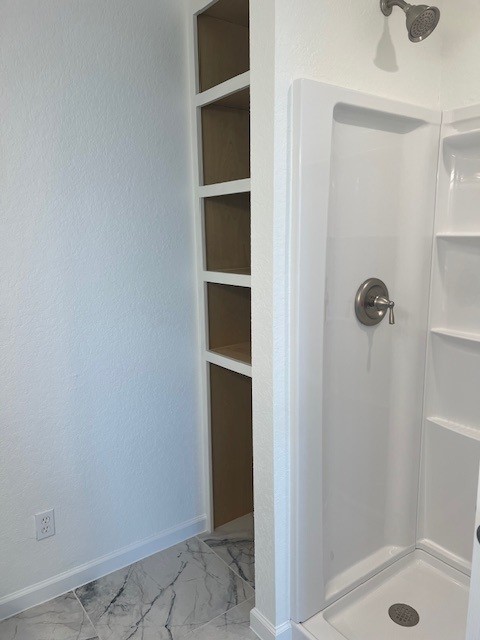 435 W Royal Oak Lane Property Photo 12