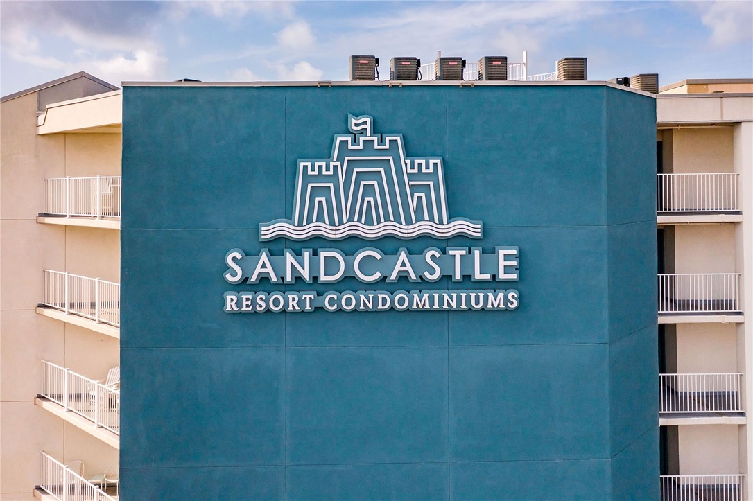 800 Sandcastle Dr 311 Property Photo 1