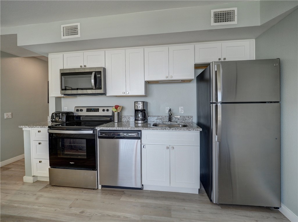 800 Sandcastle Dr 215 Property Photo 25