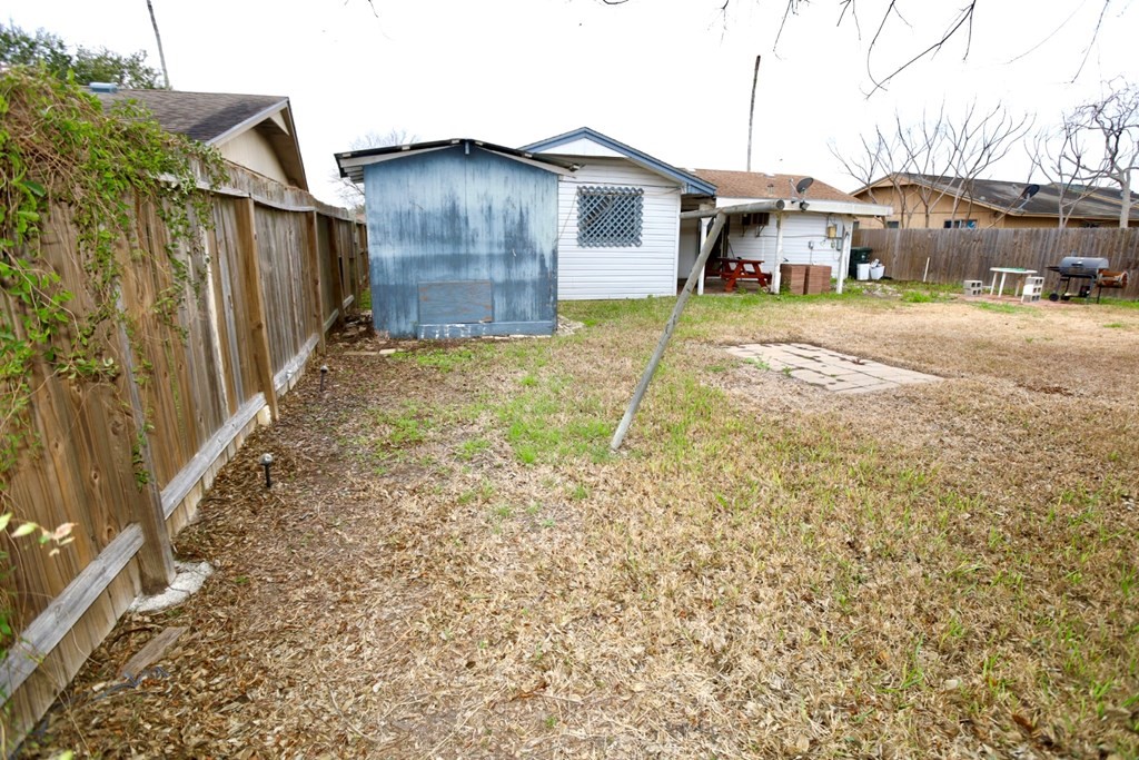6422 Beechwood Dr Property Photo 8