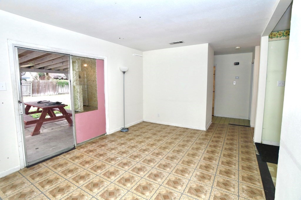 6422 Beechwood Dr Property Photo 20