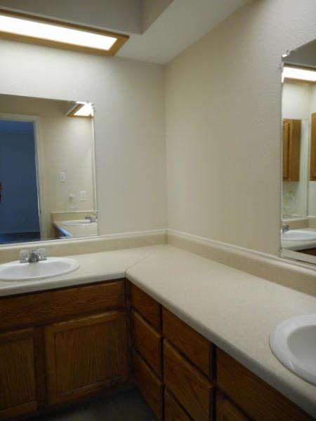 2305 Capitan Dr B Property Photo 10