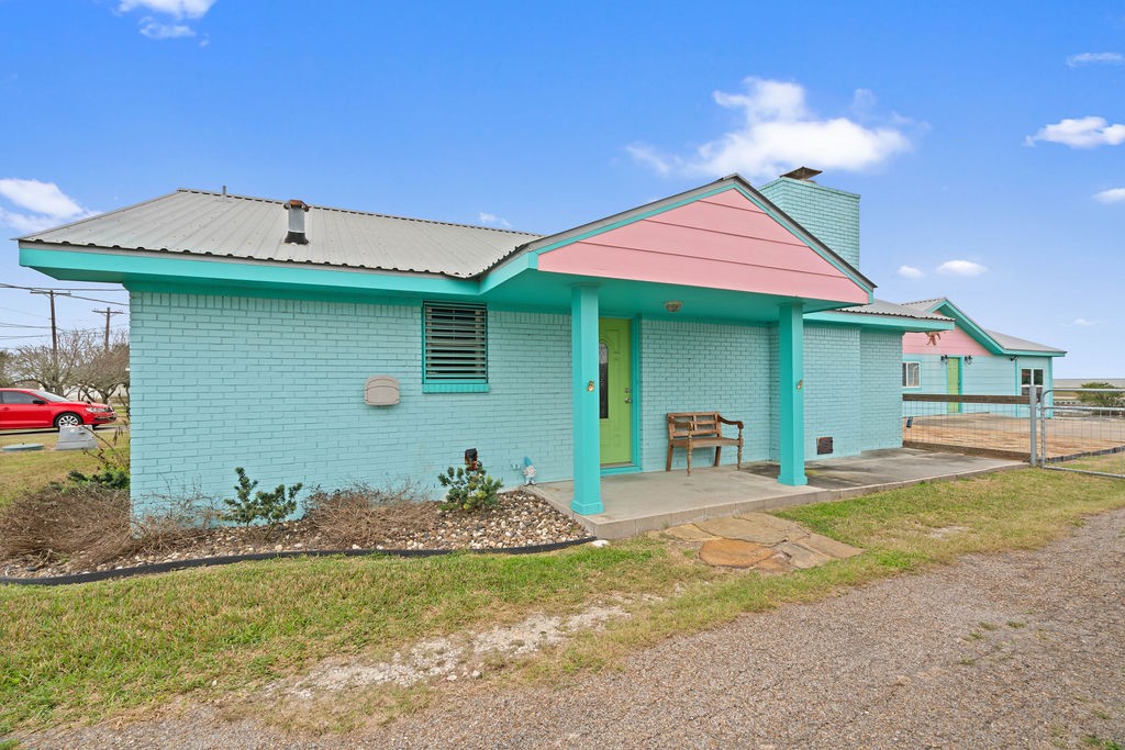 462 Copano Ridge Dr Property Photo 1