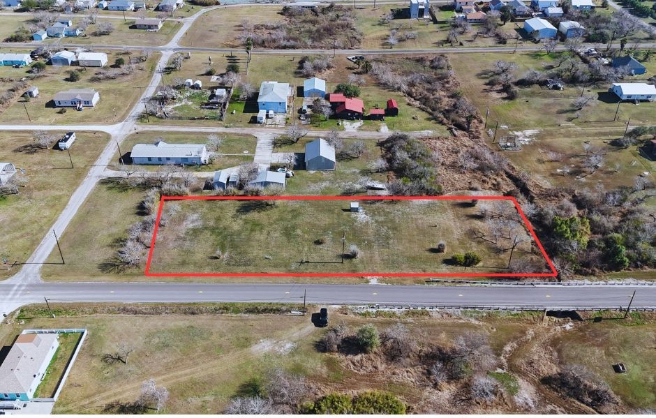 628 Third Street Property Photo 2