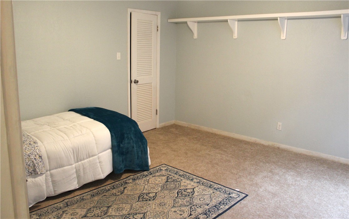 2223 Aspen Dr Property Photo 13