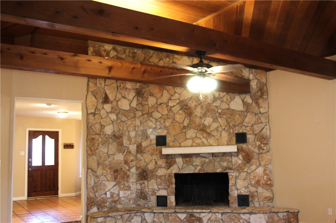2223 Aspen Dr Property Photo 21