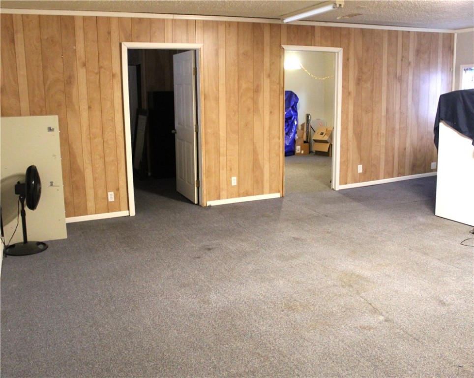 2223 Aspen Dr Property Photo 30