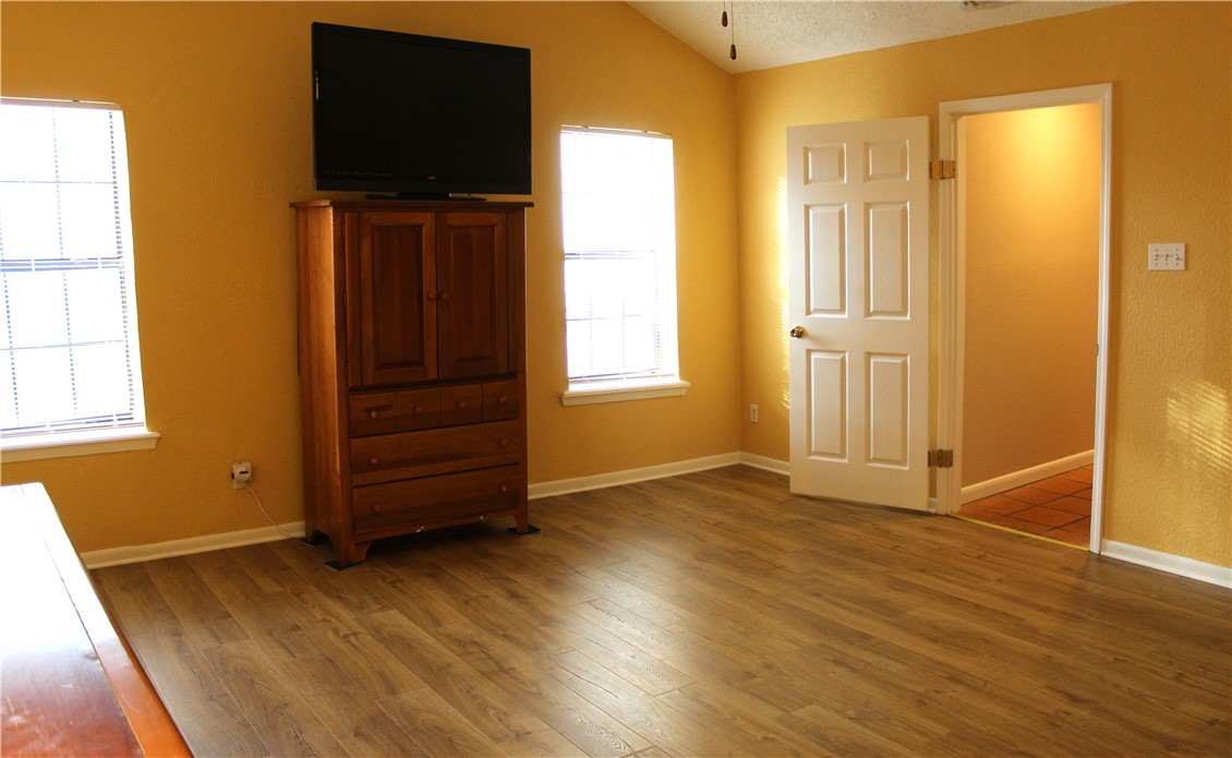 2223 Aspen Dr Property Photo 34