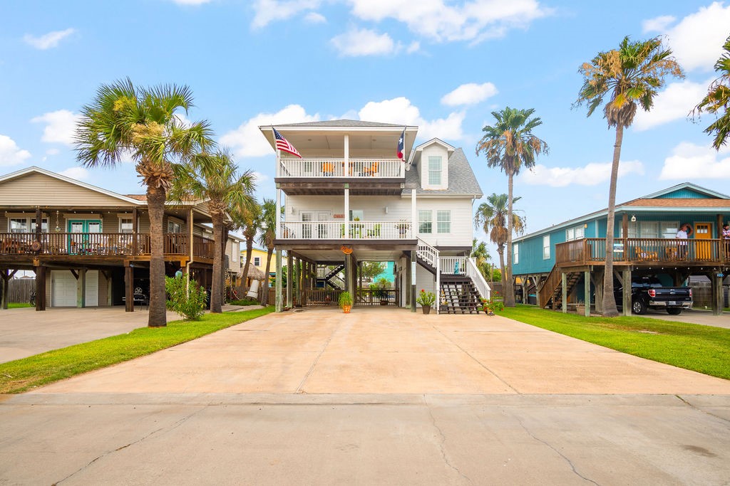 650 Dolphin Circle Property Photo 7