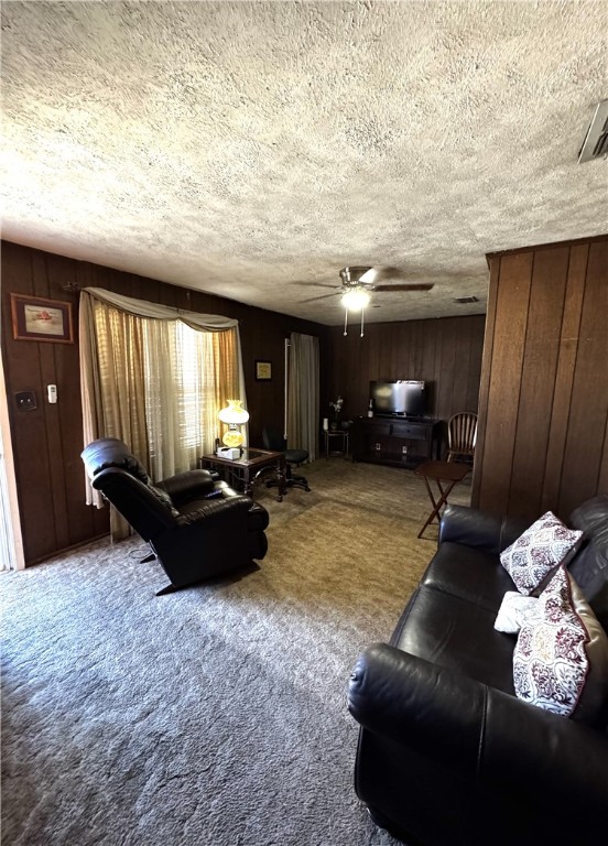 4630 Bluebelle Ln Property Photo 3