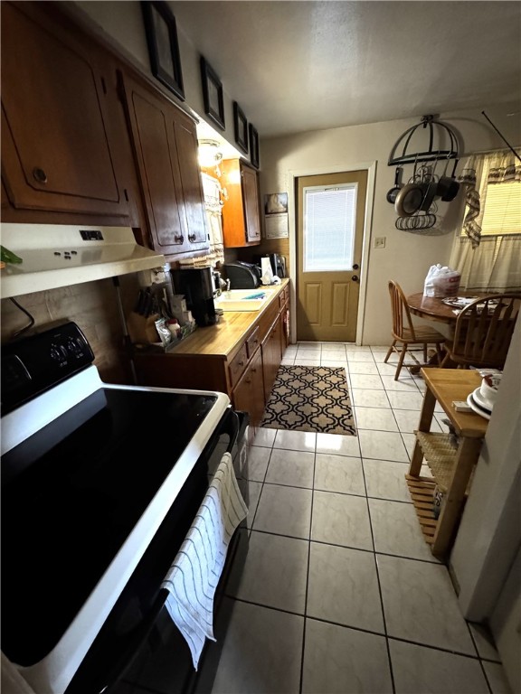 4630 Bluebelle Ln Property Photo 4