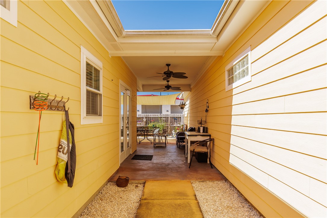 14521 E Cabana St 305 Property Photo 4