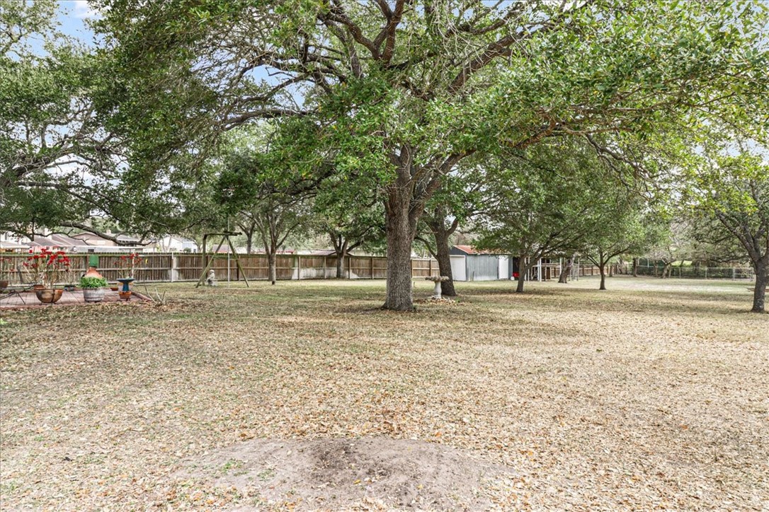 3710 Country Estates Dr Property Photo 32