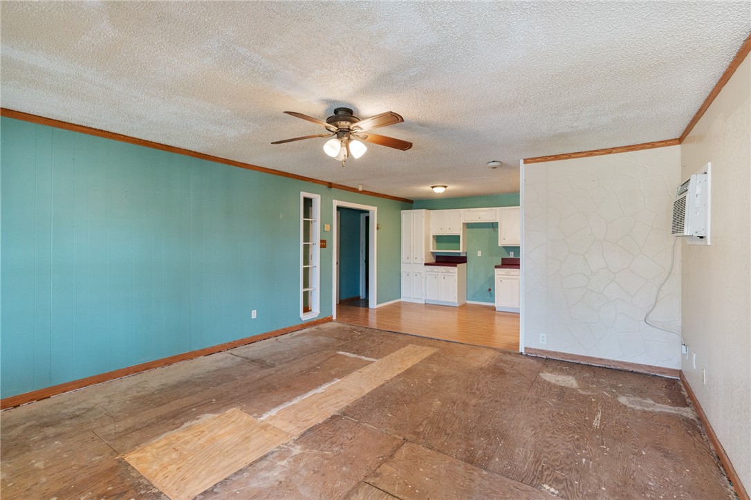 3073 Reyna St Property Photo 5