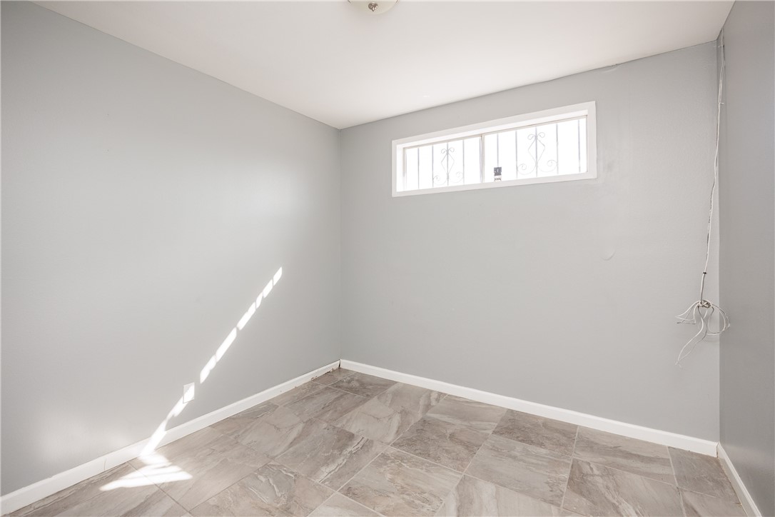 4737 Mount Vernon Dr Property Photo 16