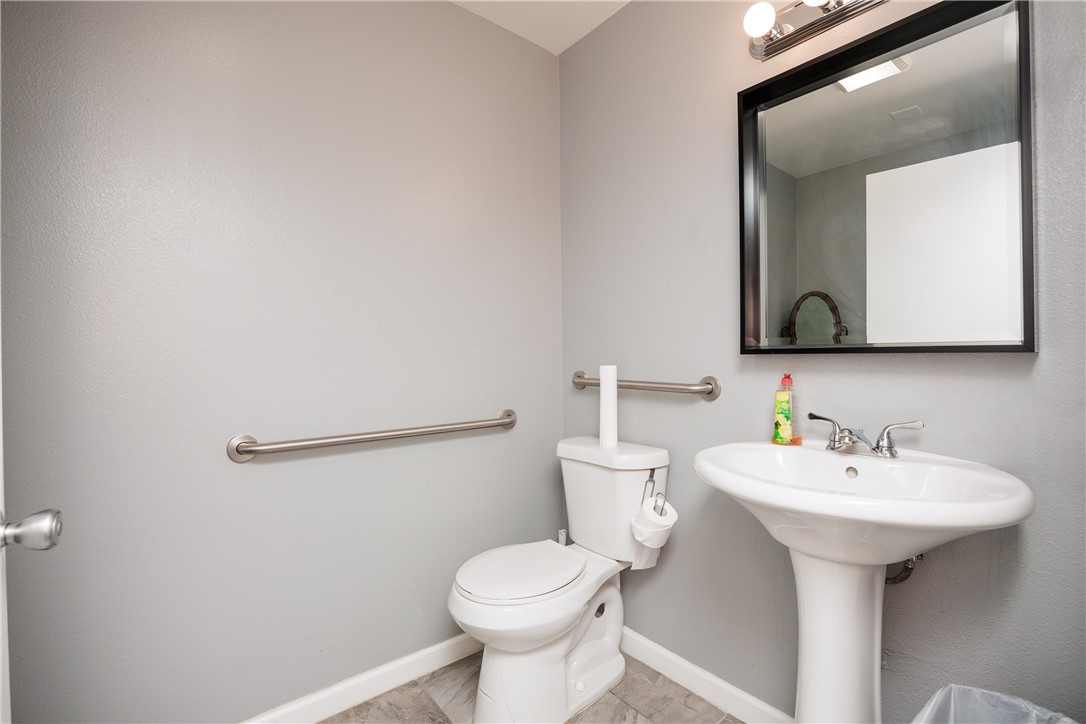 4737 Mount Vernon Dr Property Photo 19