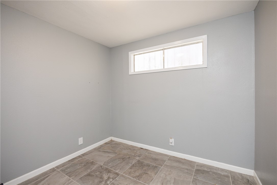 4737 Mount Vernon Dr Property Photo 28