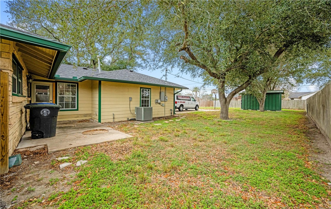 1553 Melbourne Dr Property Photo 21