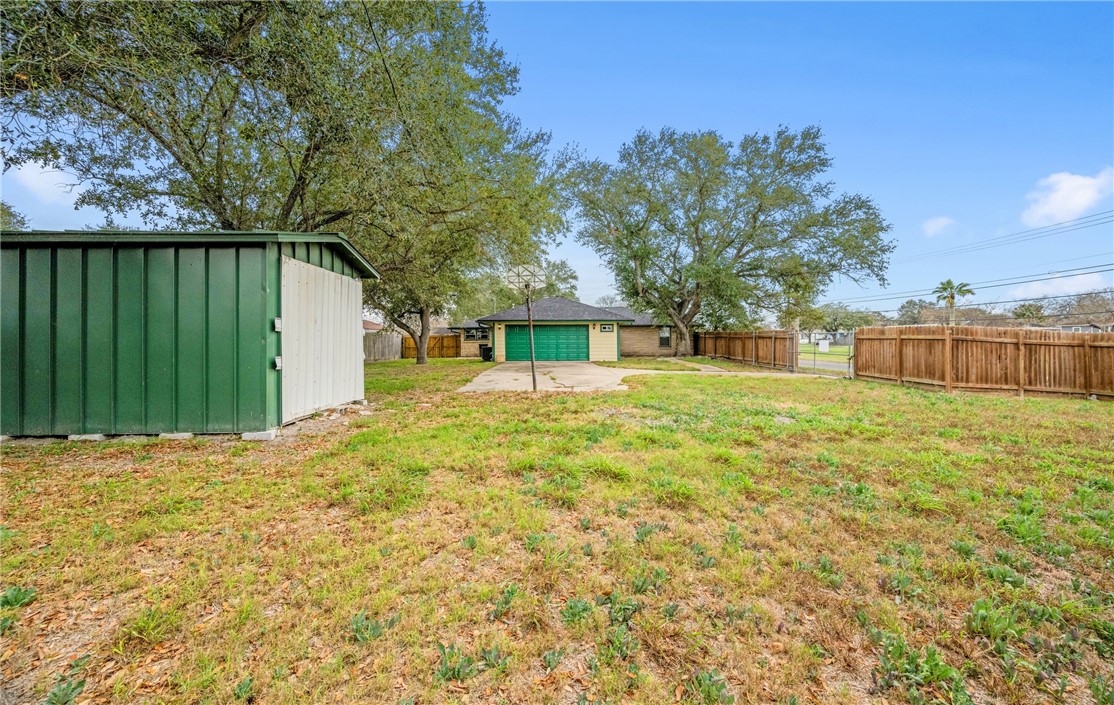 1553 Melbourne Dr Property Photo 22