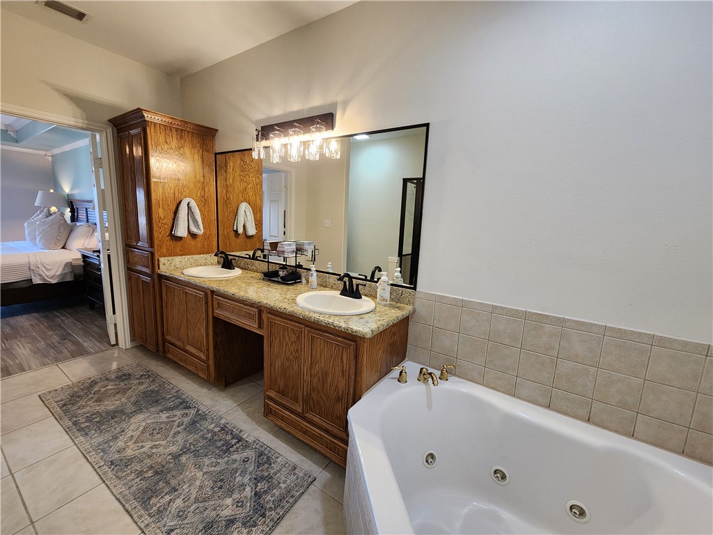 15525 Cruiser St 2 Property Photo 17