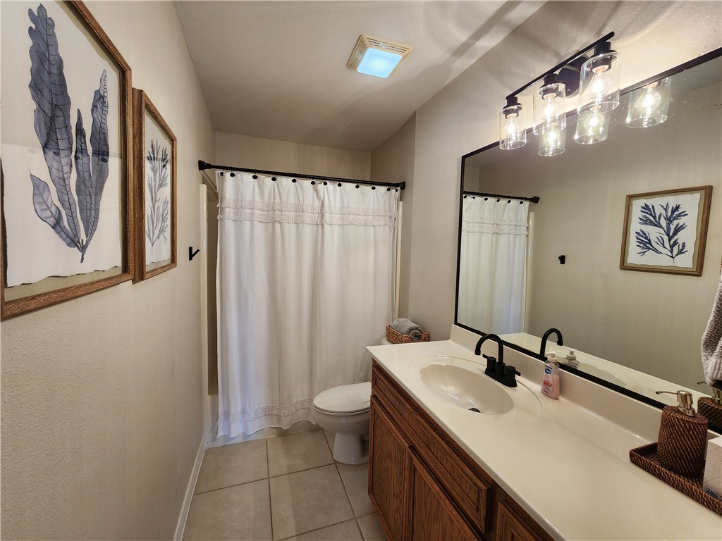 15525 Cruiser St 2 Property Photo 31