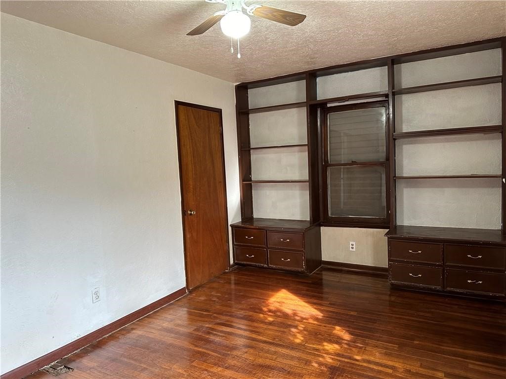 1709 Islla Dr Property Photo 15