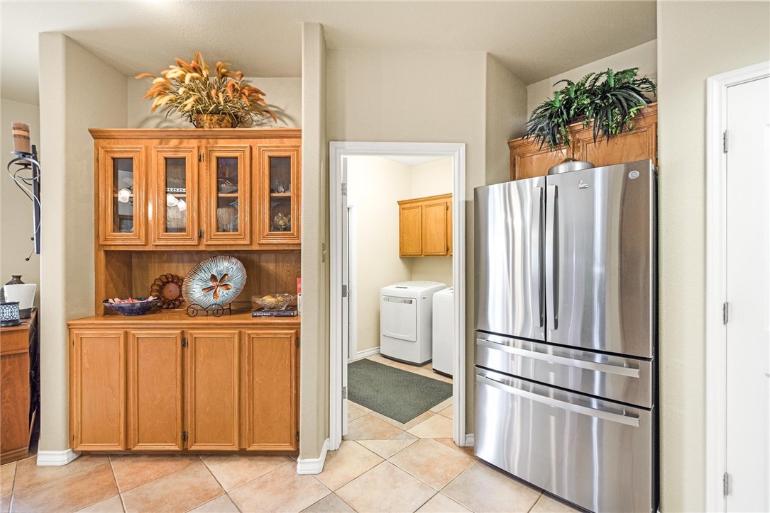 15825 Vincent Dr Property Photo 17