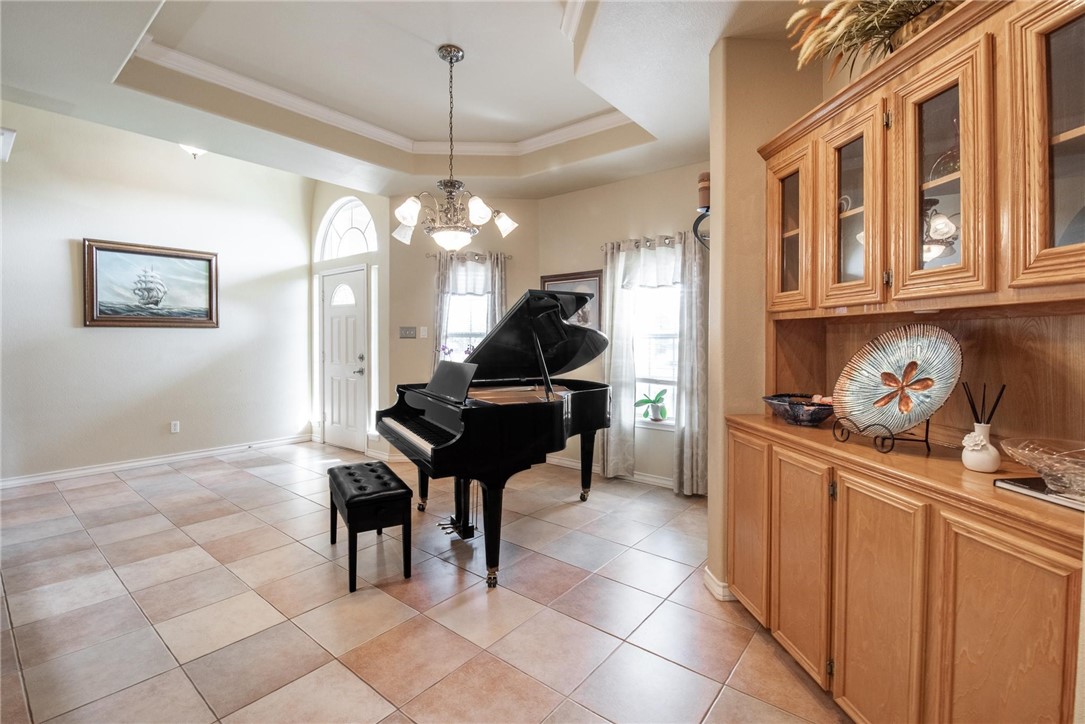 15825 Vincent Dr Property Photo 18