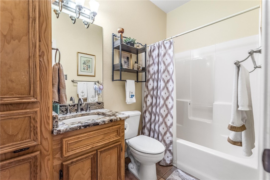 15825 Vincent Dr Property Photo 27