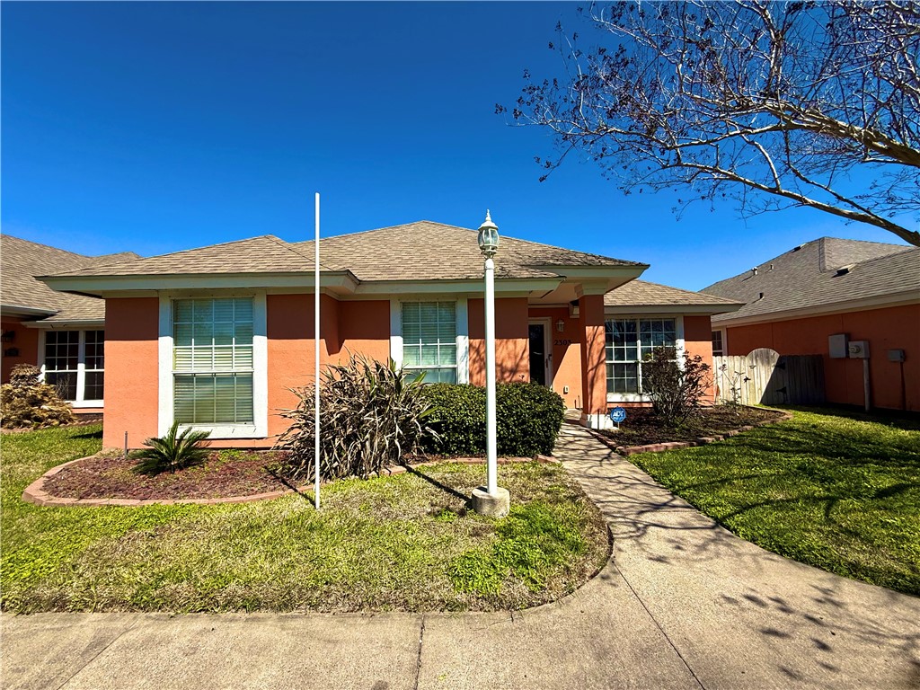 2303 Naples Dr Property Photo