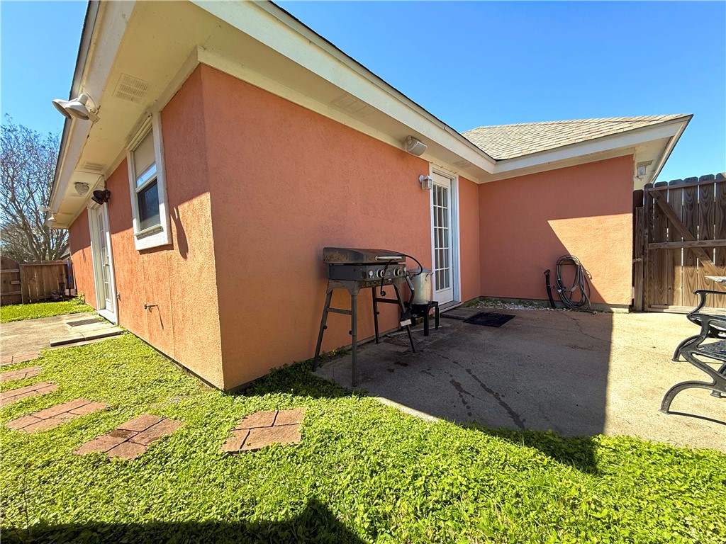 2303 Naples Dr Property Photo 16