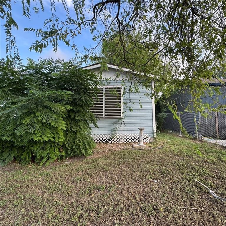 4730 Rogerson Dr Property Photo 14
