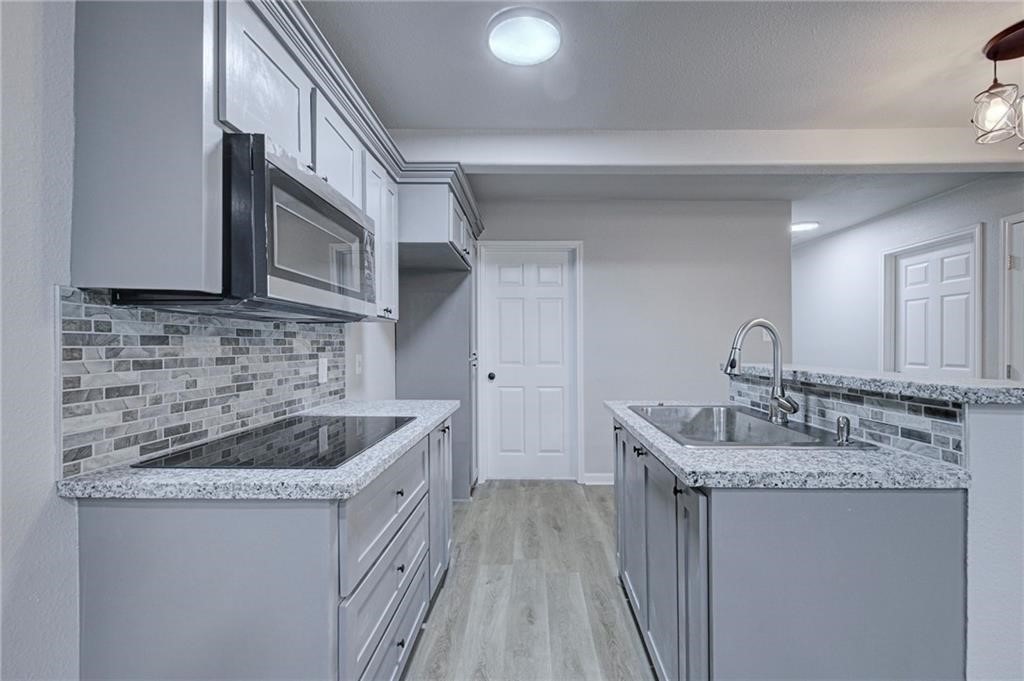 4330 Valdez Dr Property Photo 3