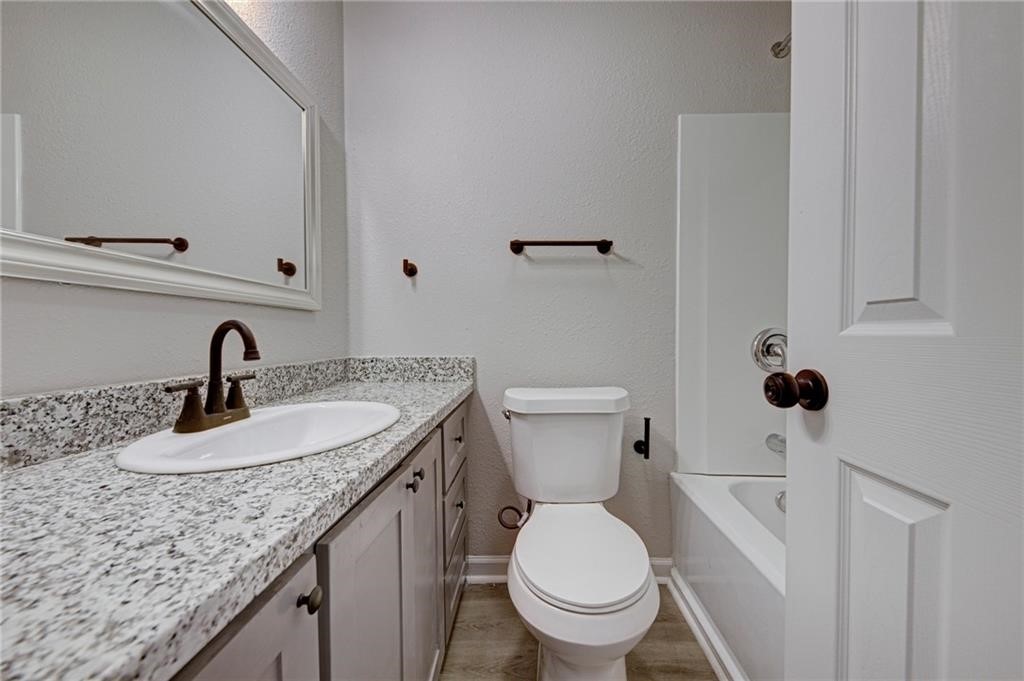 4330 Valdez Dr Property Photo 5