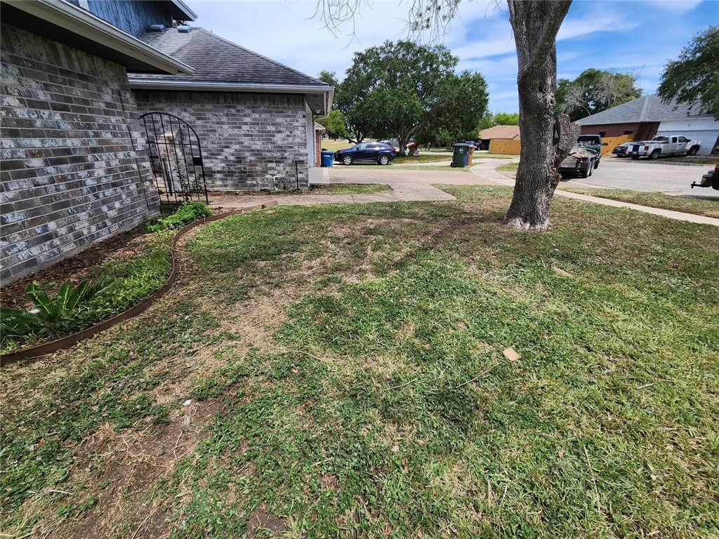 14630 Spaulding Dr Property Photo 4