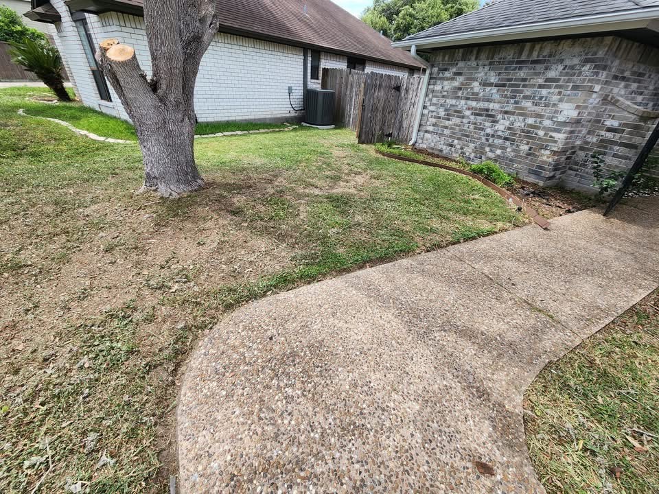 14630 Spaulding Dr Property Photo 6