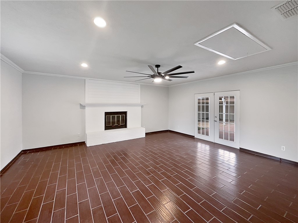 11026 Timbergrove Property Photo 2