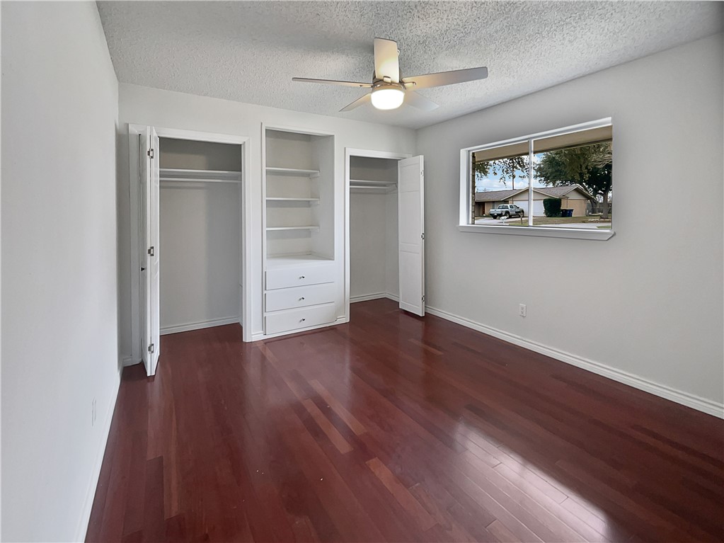 11026 Timbergrove Property Photo 14