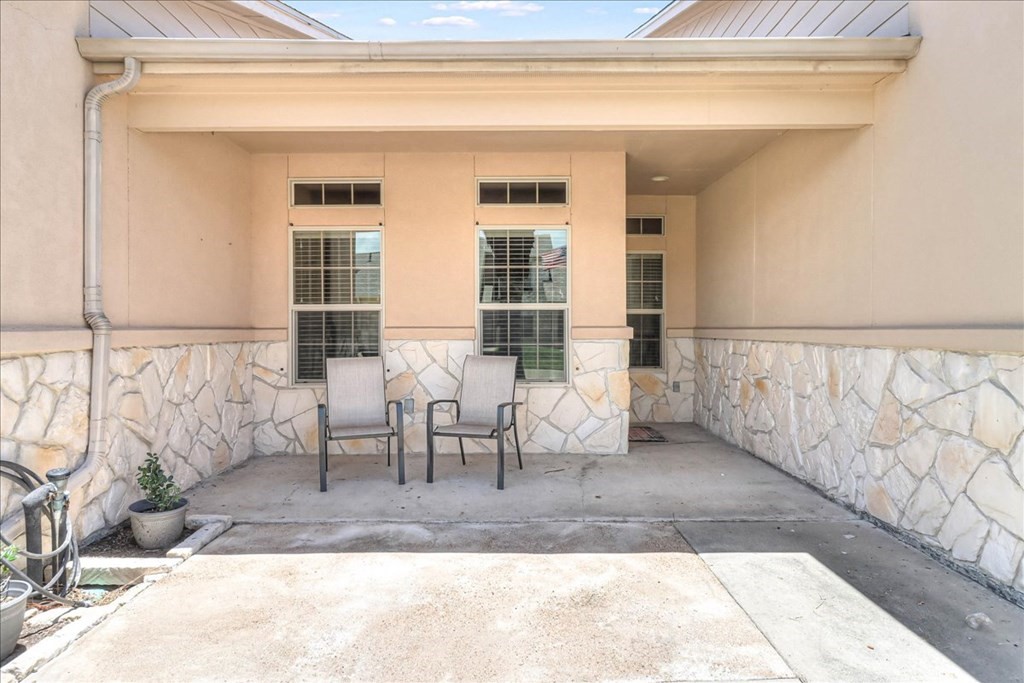 2 Olde Towne Property Photo 3