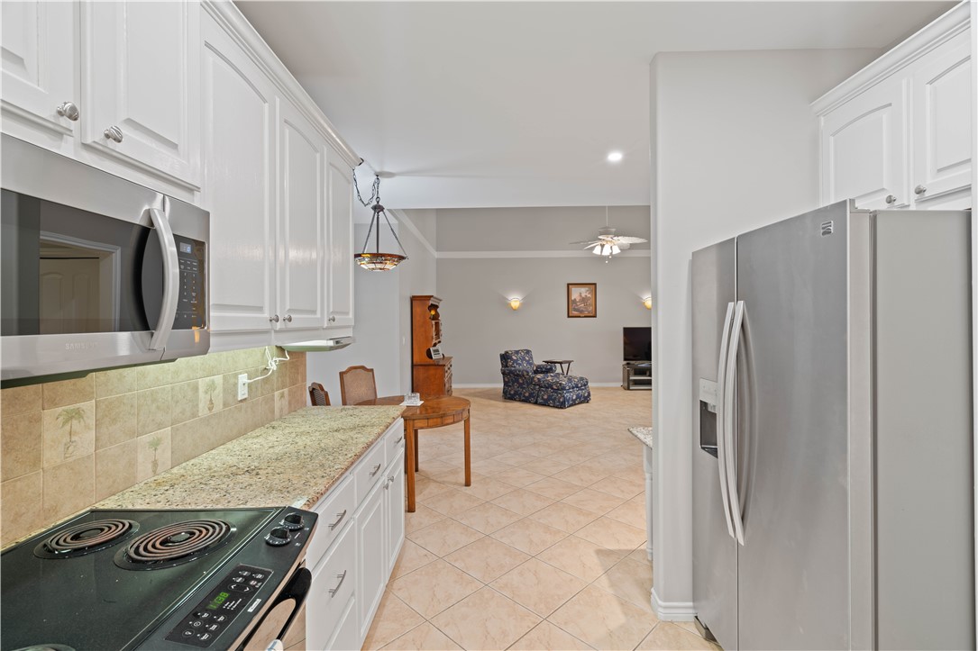 2 Olde Towne Property Photo 12